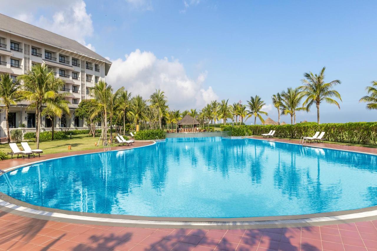 Melia Vinpearl Cua Hoi Beach Resort Cua Lo Exterior photo